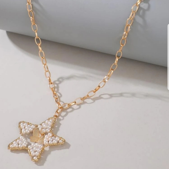 *Davida* Star and Butterfly Necklace - Picture 4 of 5